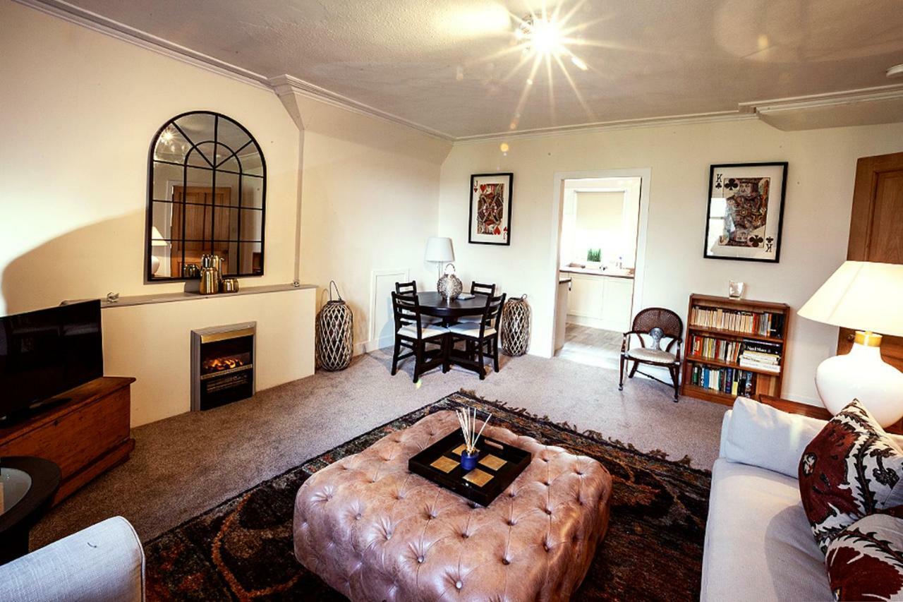 Butler'S Apartment. Flat 5, Dalmore House, Helensburgh, Scotland G84 8Jp מראה חיצוני תמונה
